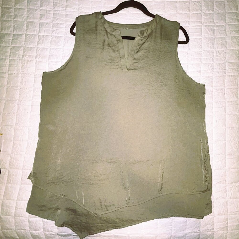 Chico's Green sleeveless top Size 3 (16 XL)